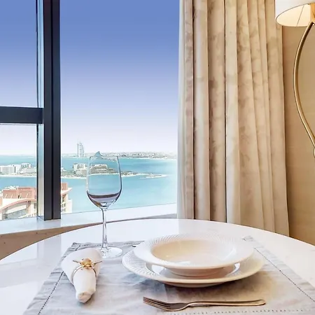 Manzil - Studio Apartment With Aura Pool & Sea View At The Palm Tower In Palm Jumeirah Дубай Экстерьер фото