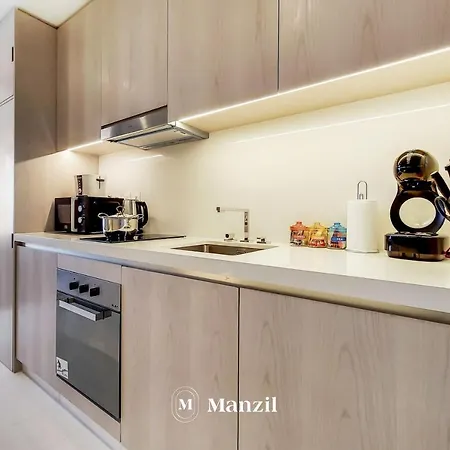 Manzil - Studio Apartment With Aura Pool & Sea View At The Palm Tower In Palm Jumeirah Дубай Экстерьер фото