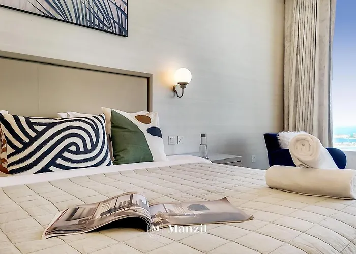 Manzil - Studio Apartment With Aura Pool & Sea View At The Palm Tower In Palm Jumeirah